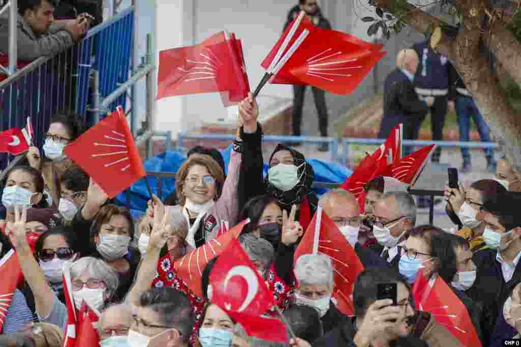 Turkey&#39;s main opposition party CHP leader Kilicdaroglu is holding a rally in Mersin, Turkey