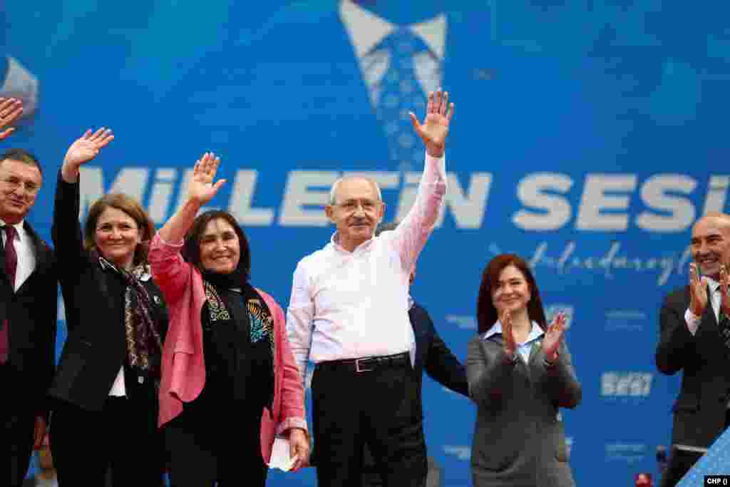 Turkey&#39;s main opposition party CHP leader Kilicdaroglu is holding a rally in Mersin, Turkey